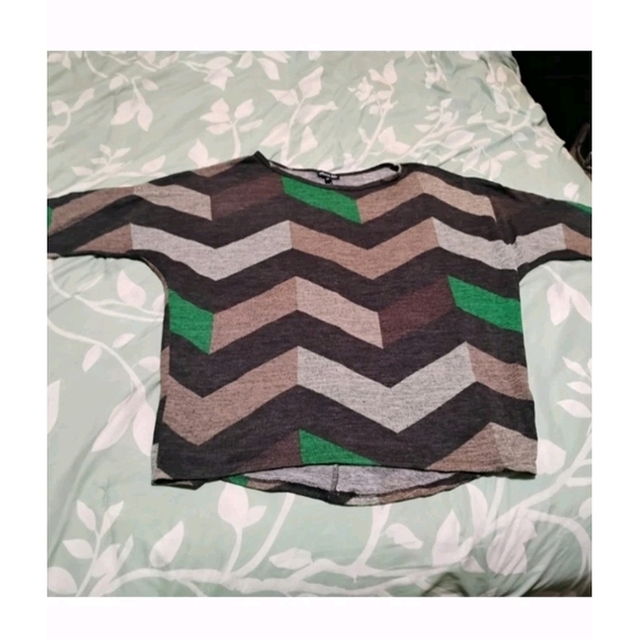 Olivia Blu Tops - Chevron Patterned Women's Blouse - Black, Gray, Green